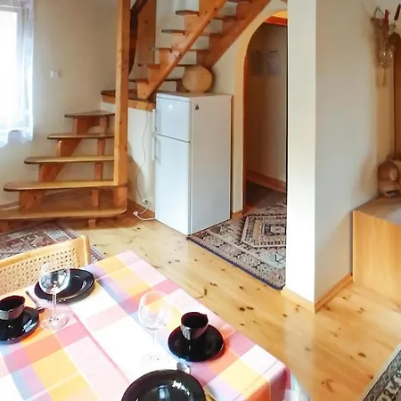 Prázdninový dům 2 Bedroom Cozy Home In Ostrzyce