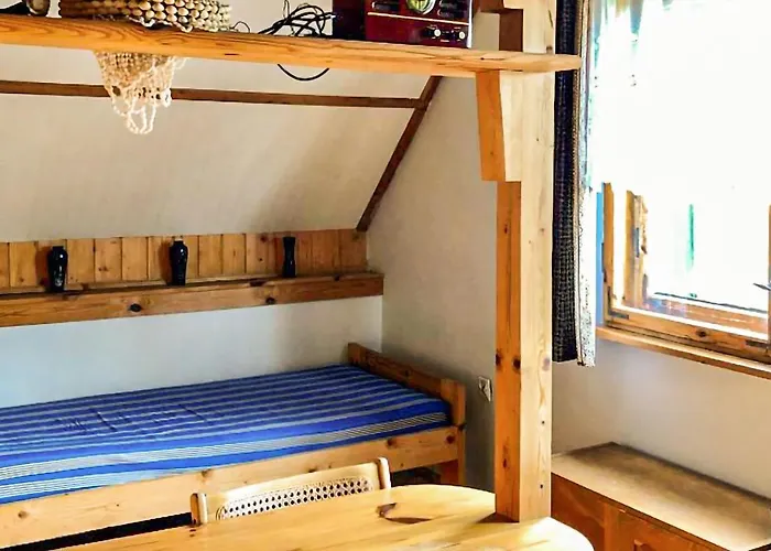 2 Bedroom Awesome In