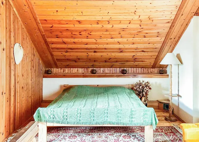 2 Bedroom Awesome In *