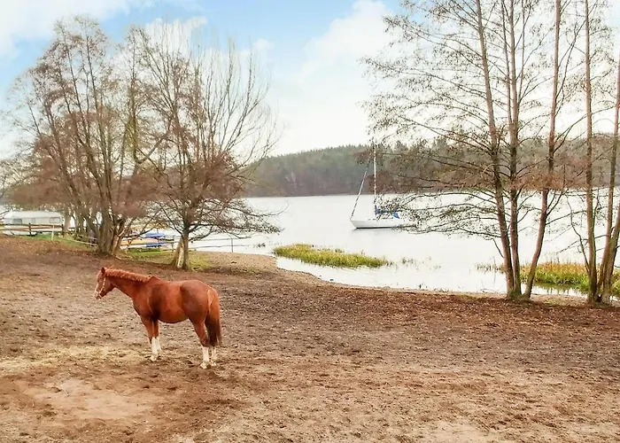 2 Bedroom Awesome In Σπίτι διακοπών *